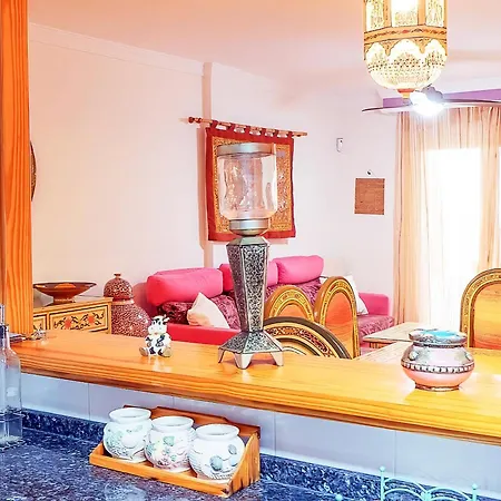 Casa Adosada Deluxe Con Terraza, Garaje Y Aire Acondicionado A 2 Min De La Playa - Es-180-71 Apartment